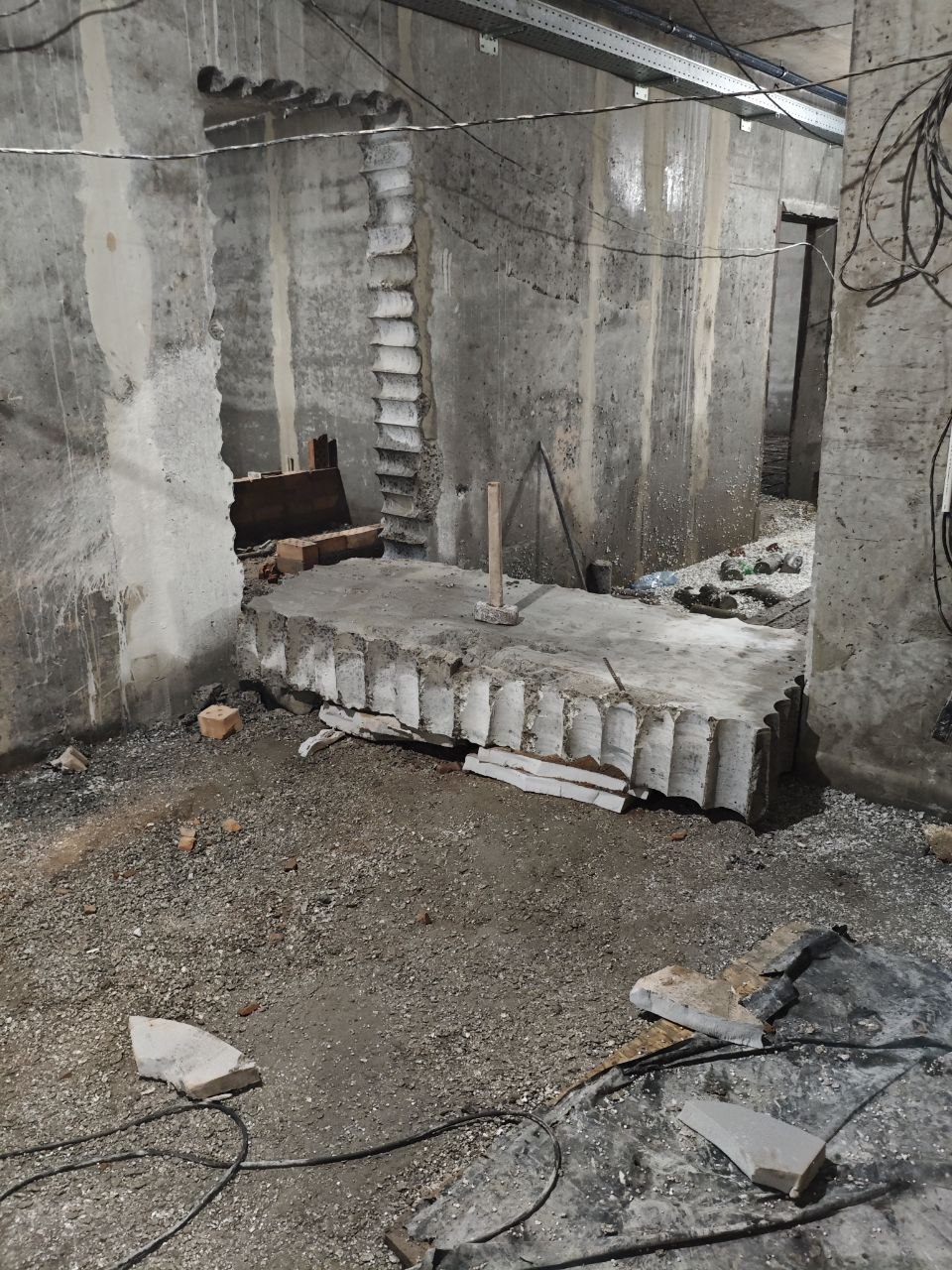 Демонтаж блоку